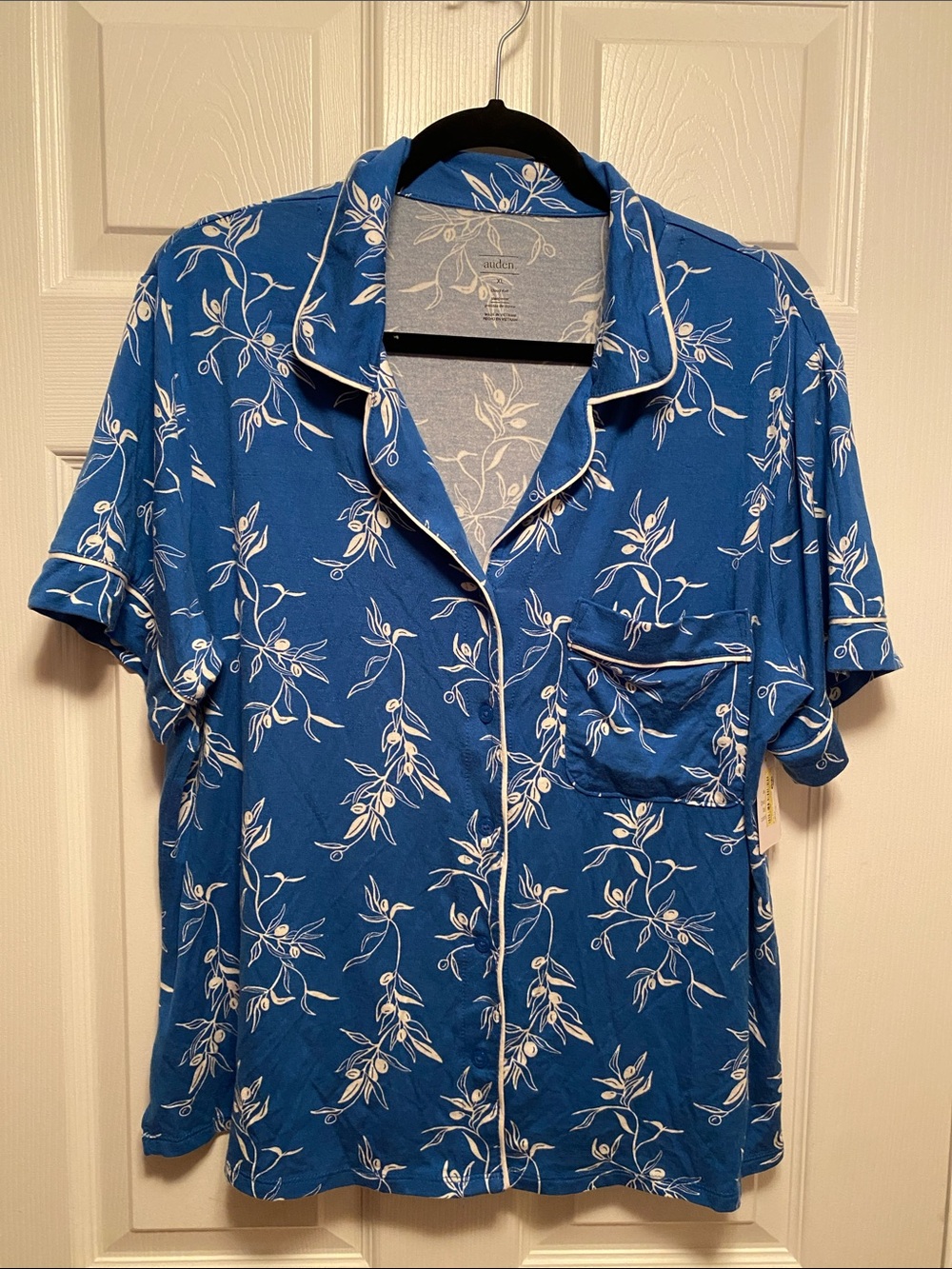 Auden Blue Short-Sleeve Button-Down Sleep Top with White Floral Print…size XL